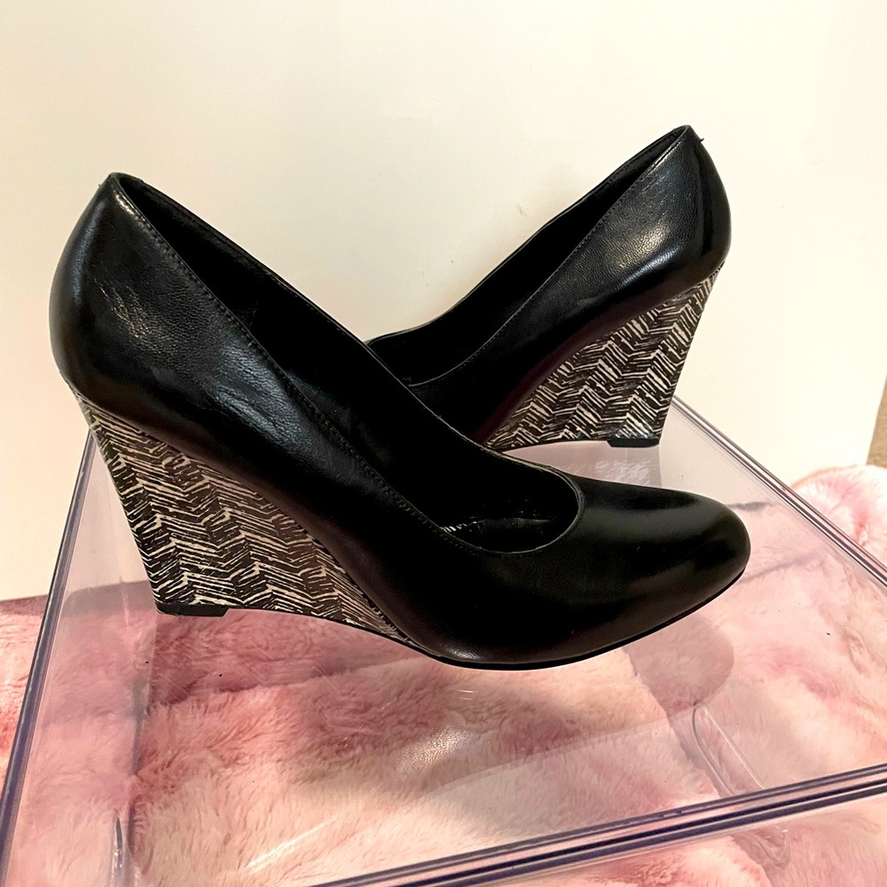 Nine West wedge